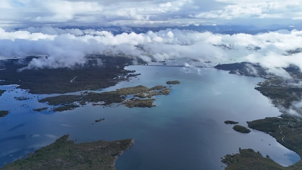 Photo inversion in Norwegian